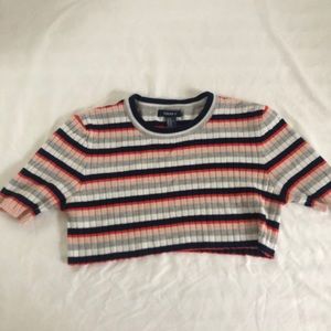 Stripped cropped shirt